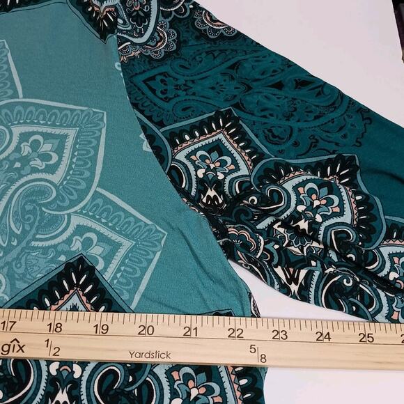Chicos Tunic Size 3 (22/24) Green Paisley 3/4 Sleeve Baroque Asymmetric Hem EUC - Picture 8 of 10